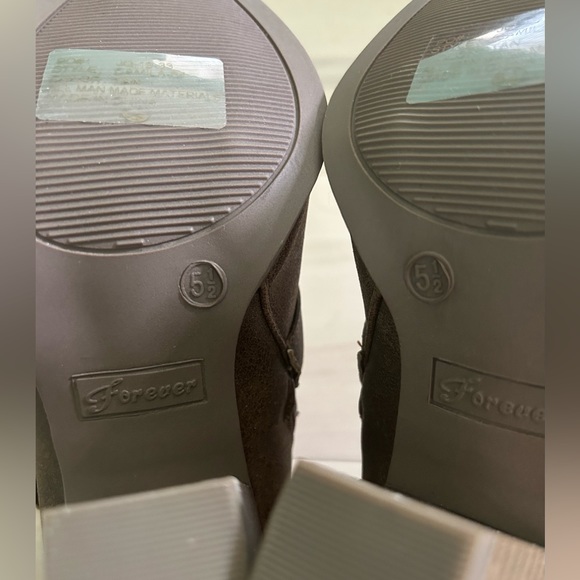 Brown Chunky Heel Buckled Strap Ankle Booties 5.5 - Picture 13 of 14